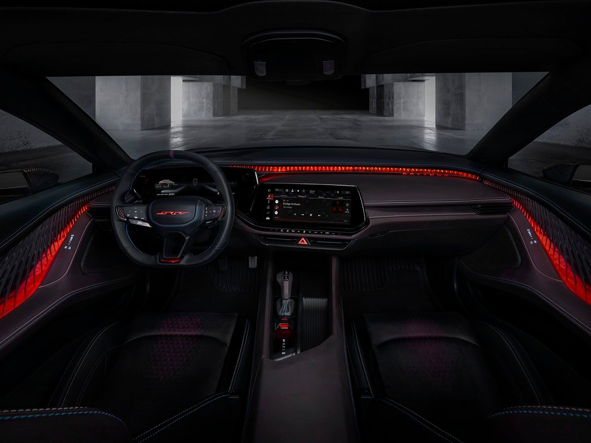 Tablero interior del concepto Dodge Charger Daytona SRT